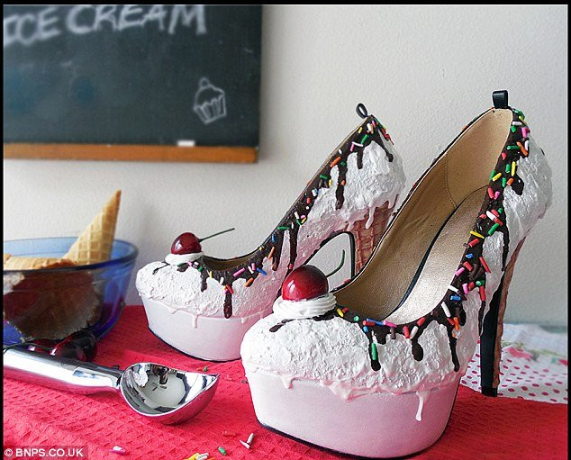 12 đôi giày  12 doi giay