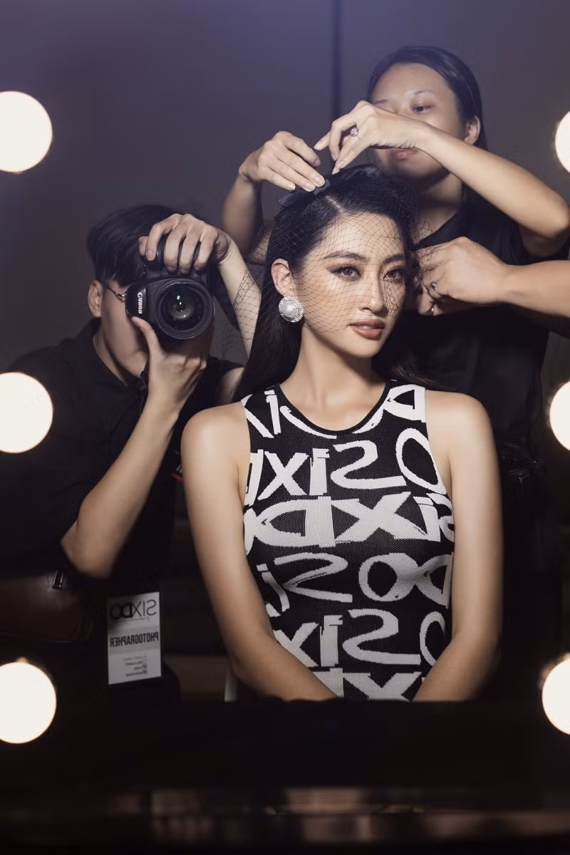 Lương Thuỳ Linh thần thái cực chảnh trong show thời trang của Đỗ Mạnh Cường ảnh 3