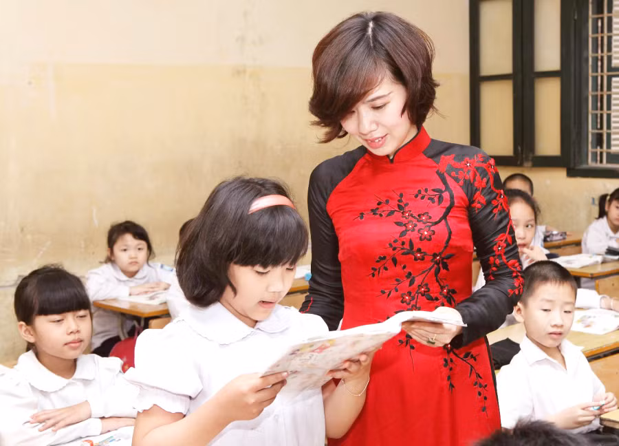 Bộ GD&ĐT đã có những chỉ đạo sát sao trong việc sử dụng hiệu quả SGK trong các cơ sở giáo dục Bộ GD&ĐT đã có những chỉ đạo sát sao trong việc sử dụng hiệu quả SGK trong các cơ sở giáo dục