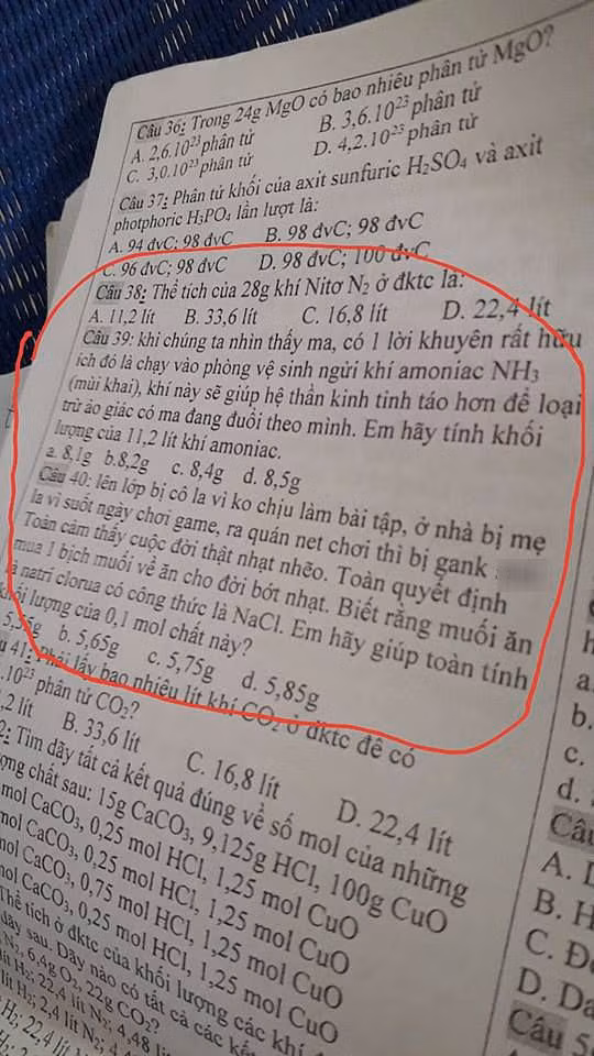 Thầy giáo dạy Hóa của năm: Mang hết ma quỷ, mẹ mắng vì chơi game cho đến bịch muối vào đề bài - Hình 2