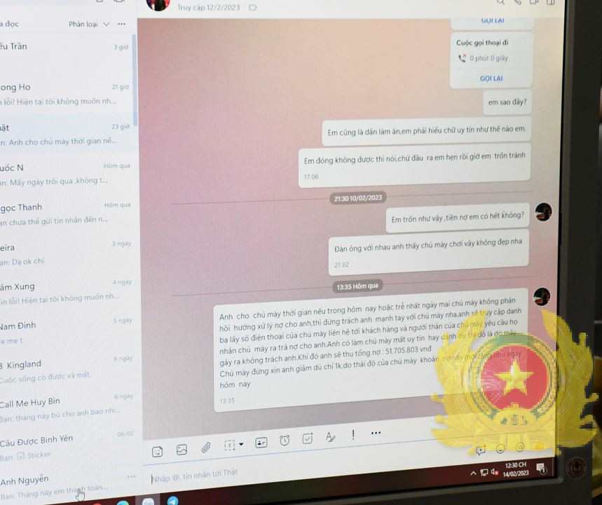 Một đoạn tin nhắn đe dọa để đòi nợ của các nhân viên công ty Pháp Việt. Ảnh: Trọng Tín Một đoạn tin nhắn đe dọa để đòi nợ của các nhân viên công ty Pháp Việt. Ảnh: Trọng Tín