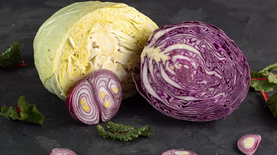 Bắp cải đã được chứng minh là làm giảm nguy cơ ung thư vú, ung thư ruột kết và trực tràng. (Ảnh: ITN)