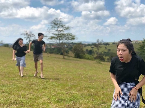 Cách FA nhìn các cặp đôi.