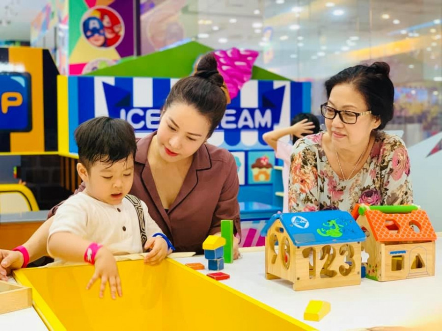 3 nữ ca sĩ sau khi ly hôn mất quyền nuôi con, người thứ 3 “cay đắng” nhất ảnh 2 Nhật Kim Anh bị chồng ngăn cản gặp con