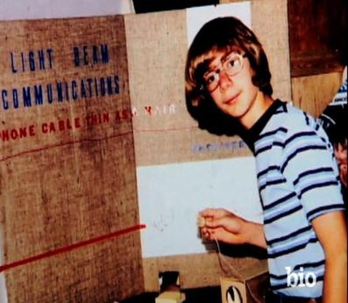 Tuổi trẻ của ông chủ Amazon: Không biết mặt cha, khởi nghiệp thất bại ảnh 3 Tuổi trẻ của ông chủ Amazon: Không biết mặt cha, khởi nghiệp thất bại ảnh 3