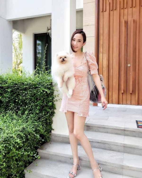 Ngoài mỹ nhân ""Chiếc lá bay"", đây là những người đẹp có gu thời trang chất ngất của Thái Lan ảnh 16 Ngoài mỹ nhân