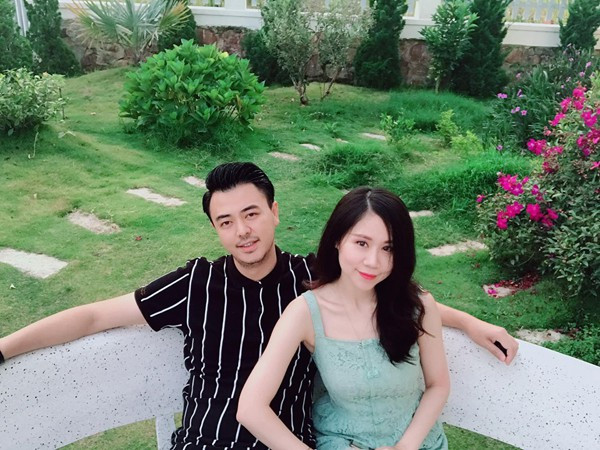 Cuộc sống sau 7 năm kết hôn cùng vợ gia thế của Quốc - MC Tuấn Tú - Ảnh 5. Cuộc sống sau 7 năm kết hôn cùng vợ gia thế của Quốc - MC Tuấn Tú - Ảnh 5.