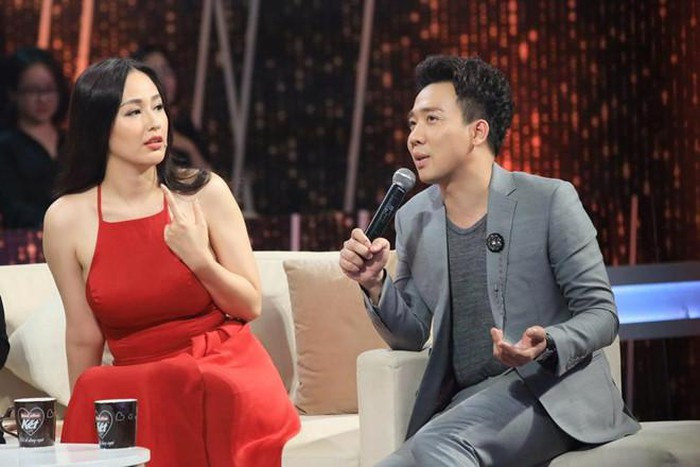 Cận cảnh bộ sưu tập cài áo hàng hiệu của Trấn Thành ảnh 5 Cận cảnh bộ sưu tập cài áo hàng hiệu của Trấn Thành ảnh 5