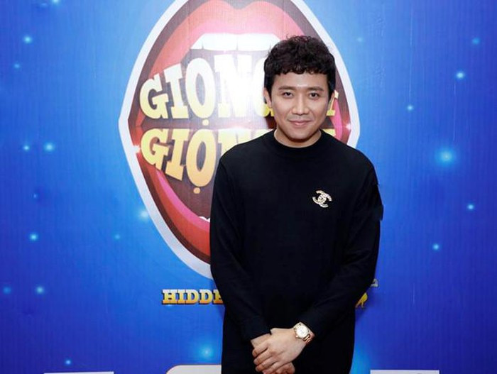 Cận cảnh bộ sưu tập cài áo hàng hiệu của Trấn Thành ảnh 6 Cận cảnh bộ sưu tập cài áo hàng hiệu của Trấn Thành ảnh 6