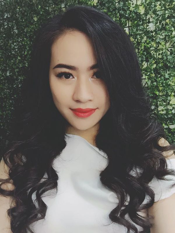 Bạn gái tin đồn mới của Quang Hải: Gương mặt già dặn nhưng ăn đứt Nhật Lê bởi body nóng bỏng, thần thái sang chảnh ảnh 2