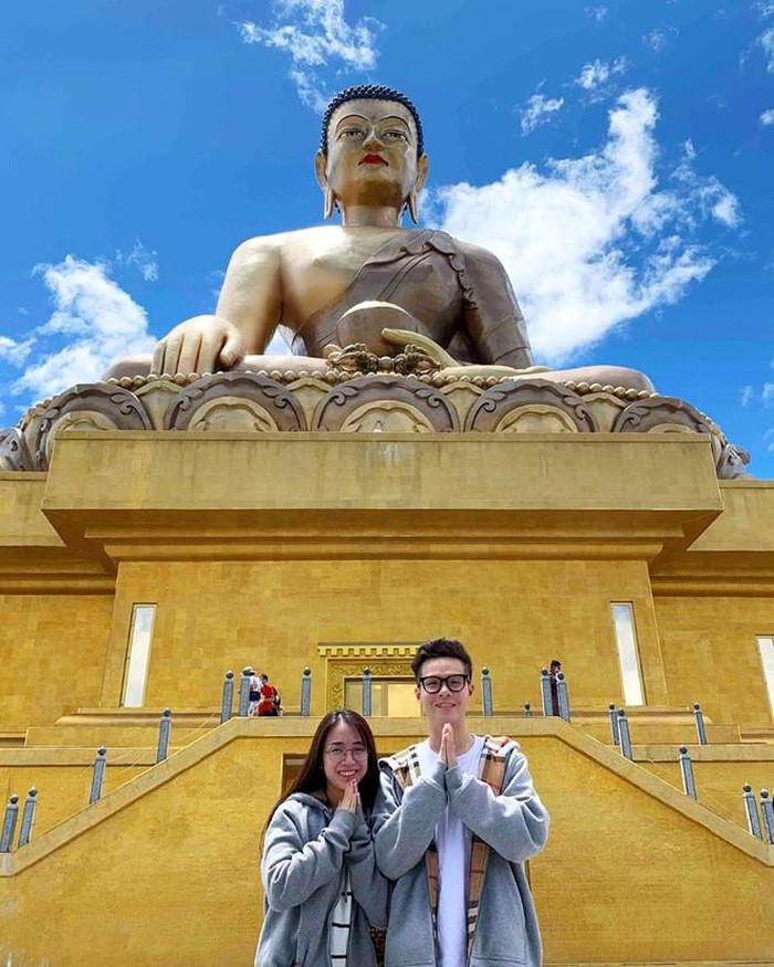 Thú chơi đồ hiệu, xe xịn của "chồng sắp cưới" con gái Minh Nhựa ảnh 15