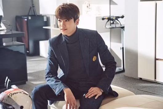 Những chàng công tử đẹp trai, nhà giàu lại đáng yêu 