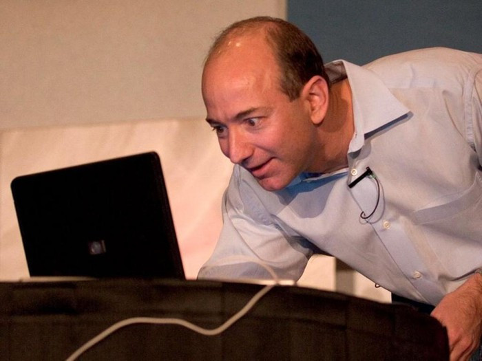 Tuổi trẻ của ông chủ Amazon: Không biết mặt cha, khởi nghiệp thất bại ảnh 5 Tuổi trẻ của ông chủ Amazon: Không biết mặt cha, khởi nghiệp thất bại ảnh 5