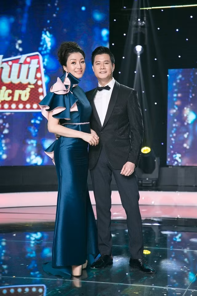 Quang Dũng bùi ngùi nhớ thời hát lót, diễn không một tiếng vỗ tay