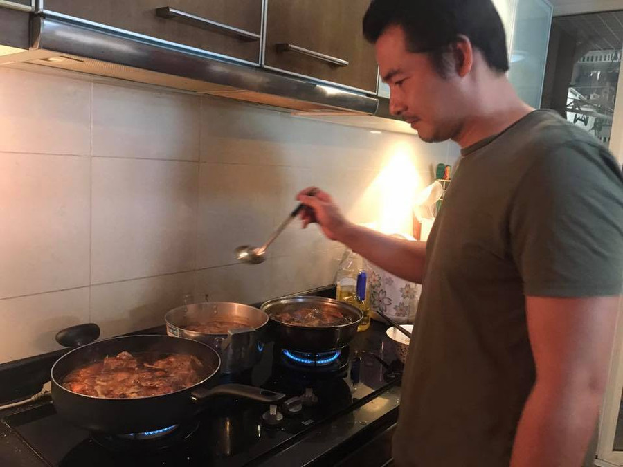 Bị cho là “kẻ bội bạc” với Lê Phương, cuộc sống của Quách Ngọc Ngoan bên Phượng Chanel ra sao? ảnh 11