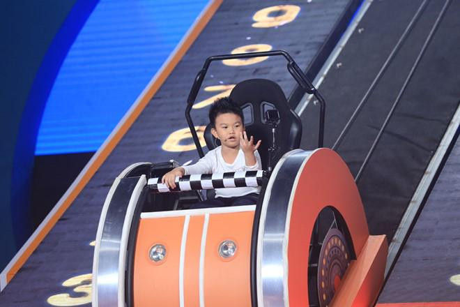 “Cậu bé biết tuốt” Minh Khang từng khiến MC “đứng hình” giờ ra sao? ảnh 6