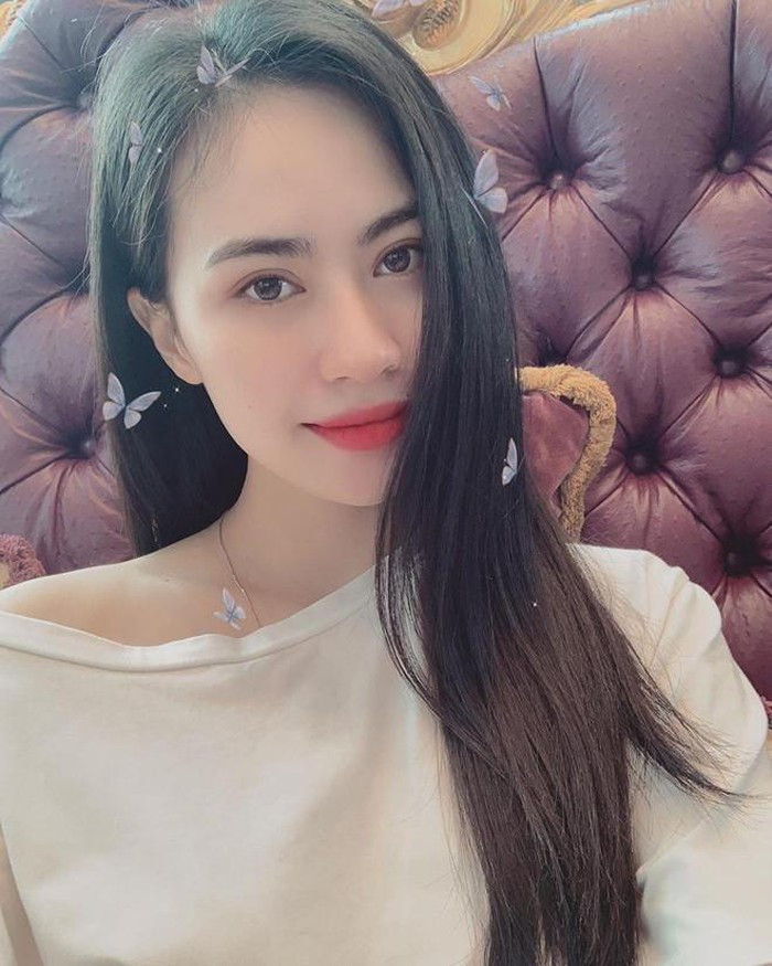 "Bạn gái tin đồn" check-in cùng resort với Quang Hải ảnh 3 "Bạn gái tin đồn" check-in cùng resort với Quang Hải ảnh 3