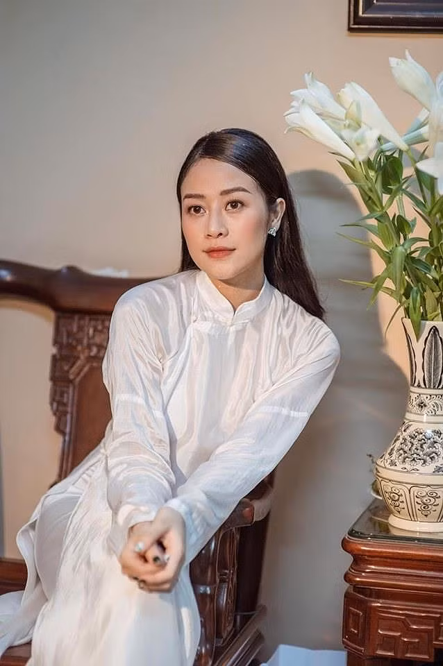 Ba cựu học sinh THPT Chu Văn An nổi tiếng giới trẻ: MC, hot girl đủ cả - ảnh 5