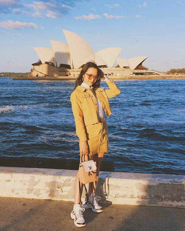 Choáng với thú chơi túi hàng hiệu của hội ái nữ đại gia Việt ảnh 8 hoi ai nu dai gia viet thay tui hieu nhu gio di cho: em chong ha tang chua la nhat! - 9