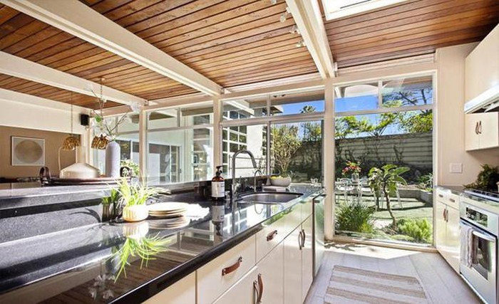 Bên trong biệt thự cao cấp của "Captain Marvel" Brie Larson ảnh 5 Bên trong biệt thự cao cấp của "Captain Marvel" Brie Larson ảnh 5