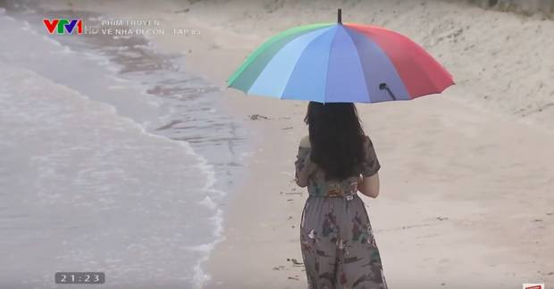 "Hot girl Hải Phòng" Khánh My trở thành cái tên bị "chế giễu" trên mạng xã hội vì chỉ lướt qua màn hình, không lộ mặt trong tập cuối Về nhà đi con.