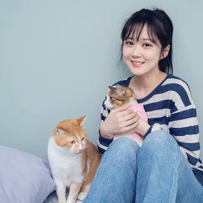 Nhan sắc không tuổi của Jang Na Ra sau gần 20 năm gia nhập làng giải trí - ảnh 13