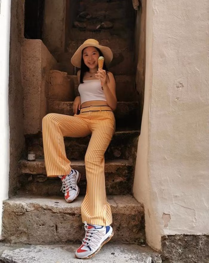 Ở tuổi 15, con gái Chân Tử Đan sở hữu vóc dáng như người mẫu ảnh 1