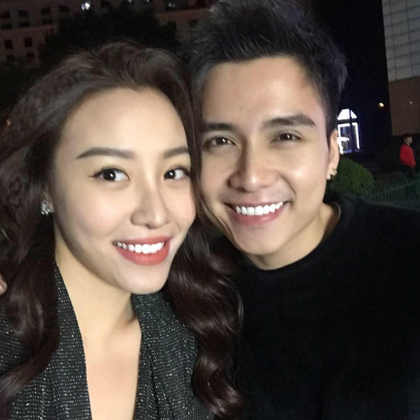 Vợ xinh như hot girl của Mạnh Quân phim “Về nhà đi con” ngoại truyện ảnh 3 Vợ xinh như hot girl của Mạnh Quân phim Về nhà đi con ngoại truyện-4