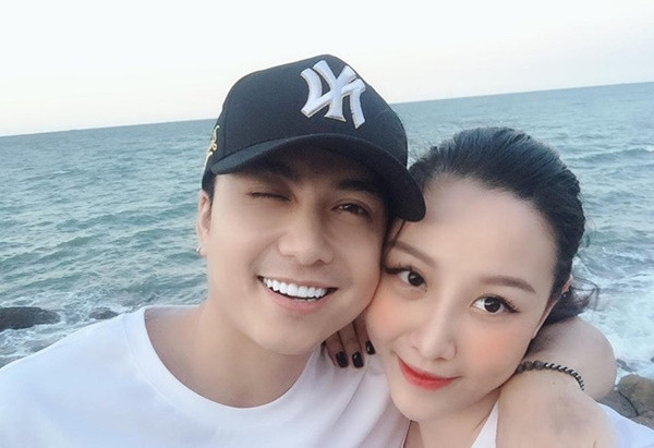 Vợ xinh như hot girl của Mạnh Quân phim “Về nhà đi con” ngoại truyện ảnh 5 Vợ xinh như hot girl của Mạnh Quân phim Về nhà đi con ngoại truyện-6