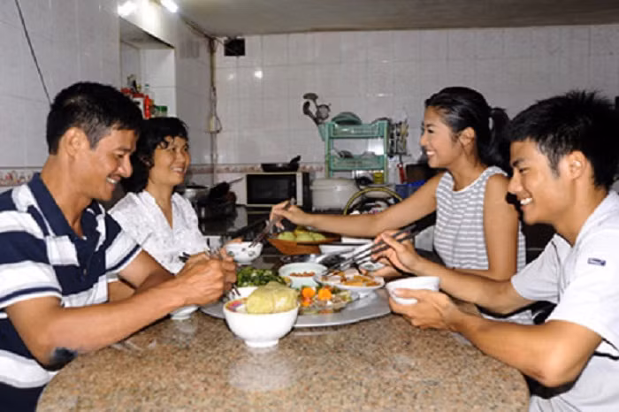 Tham nha cua cac Hoa hau, A hau sau khi dang quang hinh anh 8