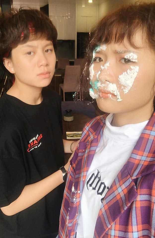 Hot girl cưỡng hôn đồng giới Dương trong 