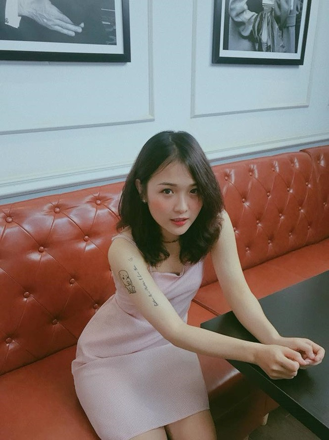 Hot girl cưỡng hôn đồng giới Dương trong 