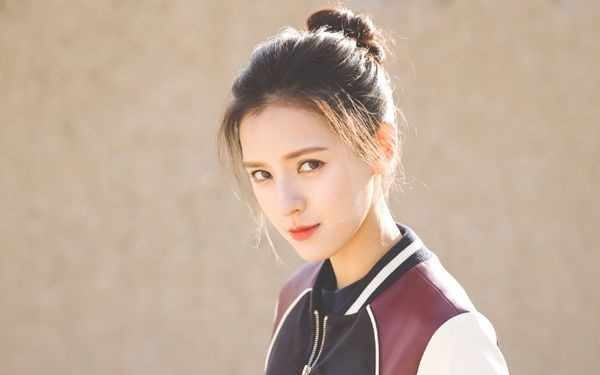 4 bóng hồng xinh đẹp trong danh sách tình trường của thiếu gia giàu nhất Trung Quốc ảnh 1 4 bóng hồng xinh đẹp trong danh sách tình trường dài dằng dặc của thiếu gia giàu nhất Trung Quốc ảnh 0