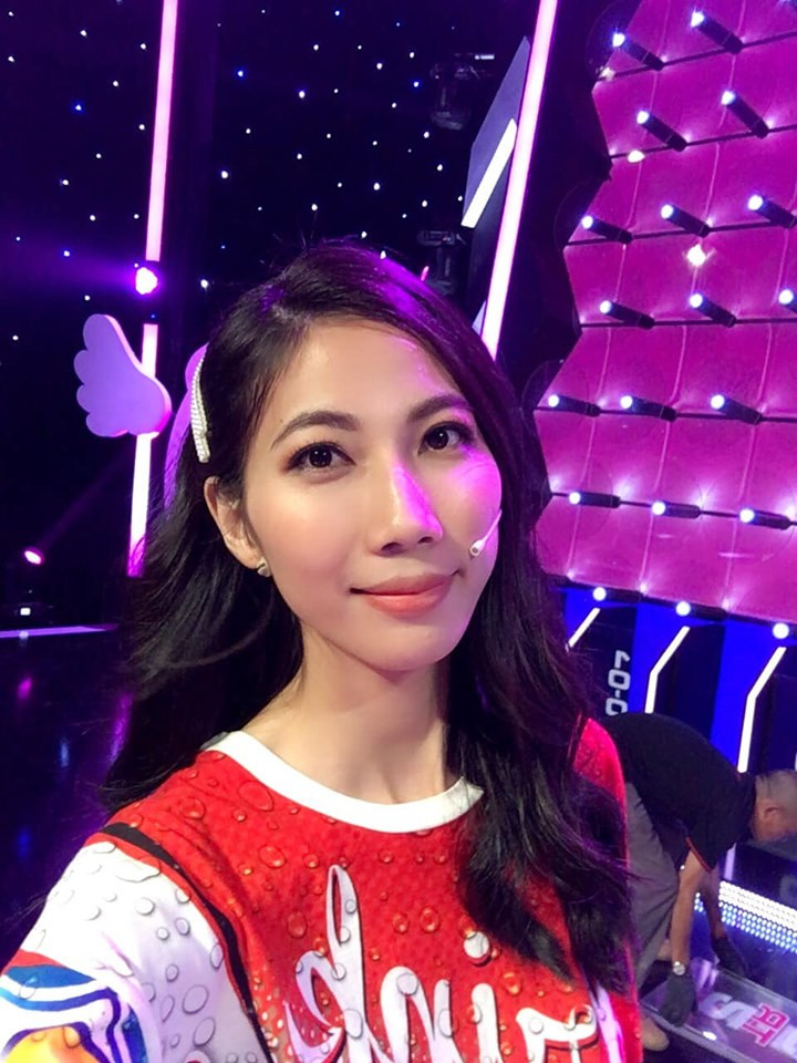 Hết thời gầy như zombie, Cao Ngân tái xuất với thần thái khó ai bì kịp ảnh 4 Hết thời gầy như zombie, Cao Ngân tái xuất với thần thái khó ai bì kịp khi catwalk ở VNTM 2019-4