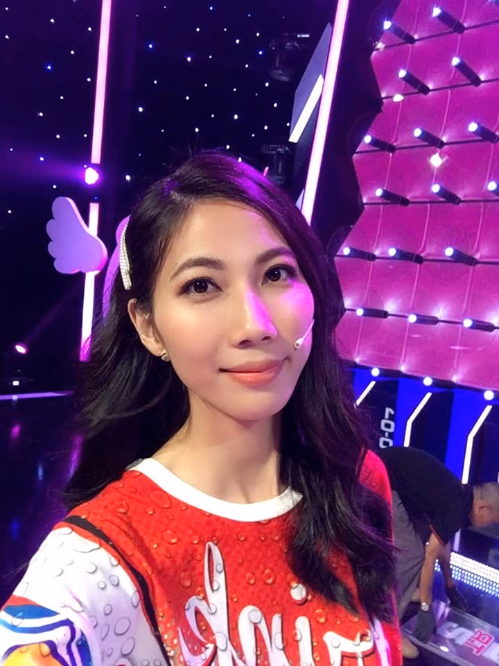 Hết thời gầy như zombie, Cao Ngân tái xuất với thần thái khó ai bì kịp khi catwalk ở VNTM 2019-4