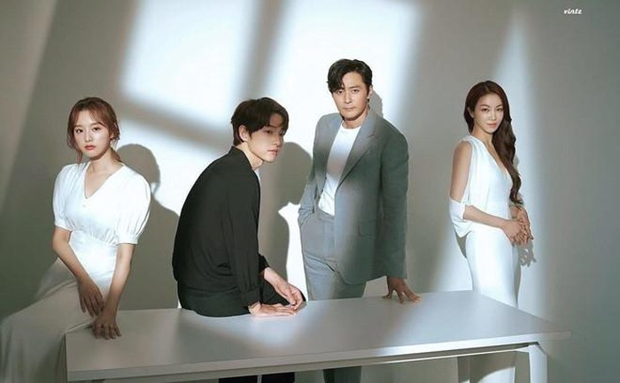 Góp mặt chung với "người tình tin đồn" trong bộ ảnh mới, Song Joong Ki thể hiện động thái lạ ảnh 6 Góp mặt chung với "người tình tin đồn" trong bộ ảnh mới, Song Joong Ki thể hiện động thái lạ ảnh 6