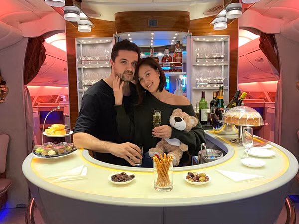 Siêu mẫu Phương Mai và chồng sắp cưới.