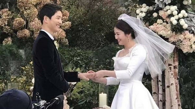 Song Hye Kyo và Song Joong Ki đã phải cân nhắc và suy nghĩ rất nhiều để đưa ra quyết định ly hôn.