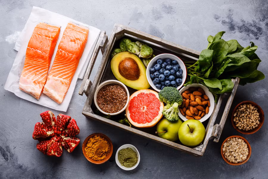 Chế độ ăn giàu kali, magie và chất xơ có thể giúp bạn kiểm soát huyết áp. (Ảnh: ITN)