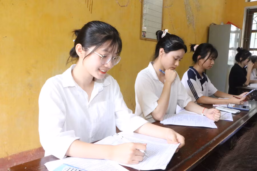 Từ ngày 27/6, các thí sinh lớp 12 sẽ chính thức tham dự kỳ thi tốt nghiệp THPT năm 2023.