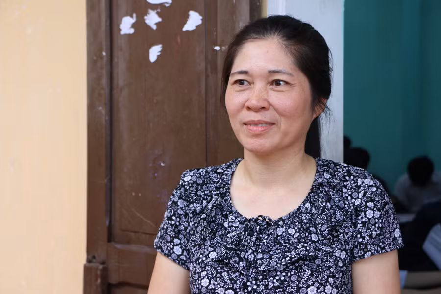 Cô Khương Thị Tám là giáo viên dạy Hóa học của Trường THPT Lương Thế Vinh (Vụ Bản, Nam Định).