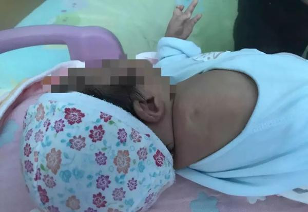Đi siêu âm bác sĩ nói con thích nắm tay, bố mẹ “chết sững” lúc bé chào đời ảnh 2 di sieu am bac si noi con thich nam tay, bo me "chet sung" nhin be luc chao doi - 2