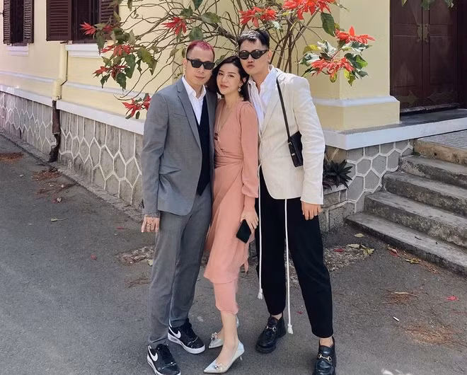 Hot girl, hot boy khoe anh du dam cuoi Toc Tien hinh anh 5 duyplue_84158687_866013427174480_7298123808073810162_n.jpg