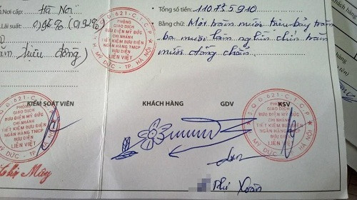 Ký tên đậm chất hoa cỏ mùa xuân.