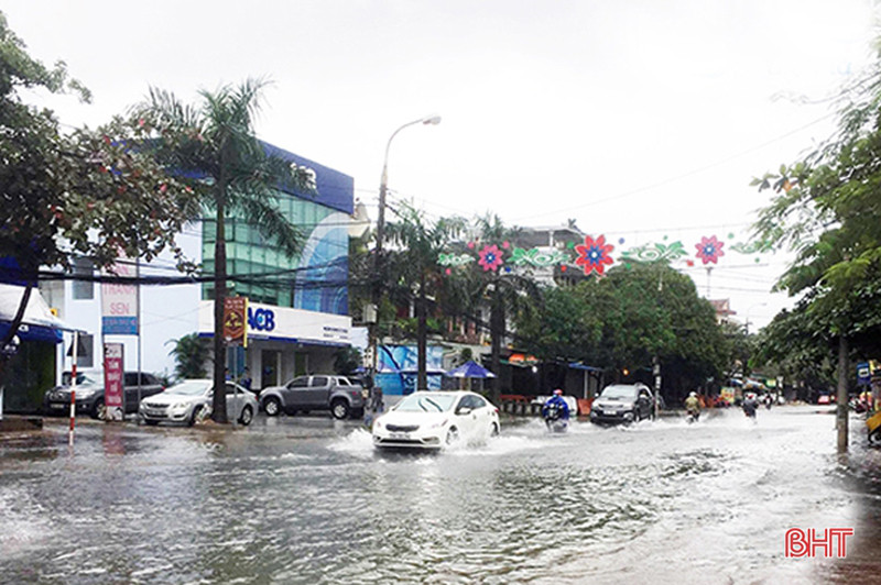 ha tinh don con mua vang hinh 1