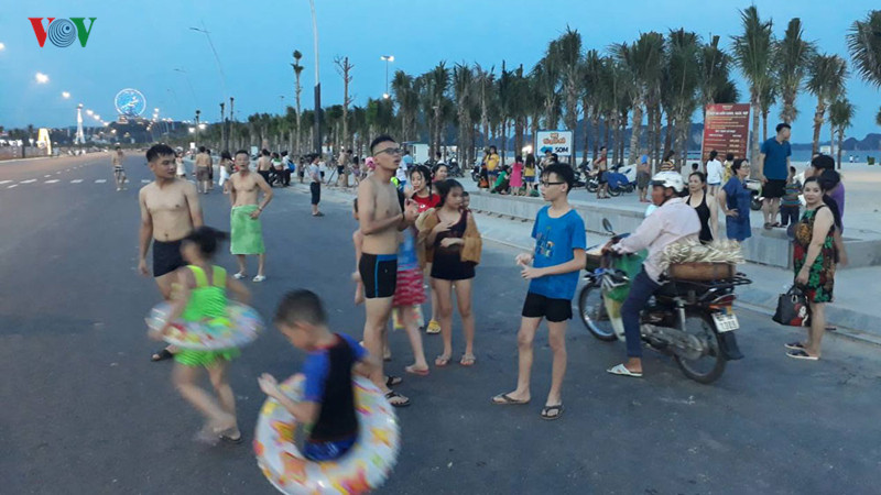 cam luu thong tuyen bao bien dep nhat ha long: giam su hap dan hinh 3