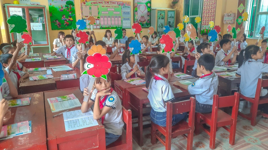 Tiết Lịch sử và Địa lý tại lớp 4D1 với bài: “Dân cư và hoạt động sản xuất ở vùng trung du và miền núi Bắc Bộ”.