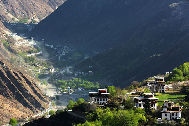 Những thị trấn nhỏ thanh bình khiến bạn ngỡ lạc vào phim cổ trang Trung Quốc hình ảnh 12 nhung thi tran nho thanh binh khien ban ngo lac vao phim co trang trung quoc hinh anh 12