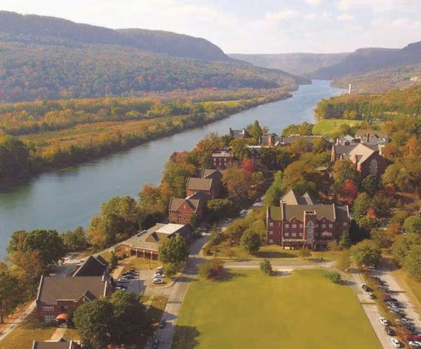 di hoc ma tuong den disney land vi nhung ngoi truong dep nhu lau dai - 10