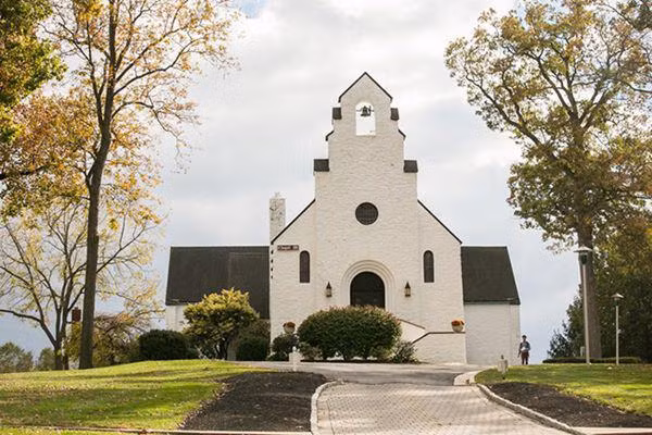 di hoc ma tuong den disney land vi nhung ngoi truong dep nhu lau dai - 6